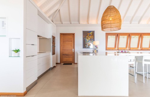 Terre Neuve Villa | Flamands Hillside 5 bedrooms with amazing view