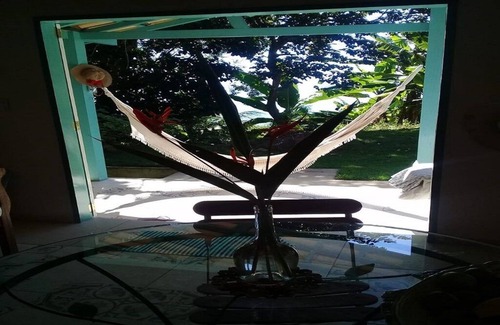 Paraty Cabin | FLAMBOYANT CABANA - A place to pack your dreams with the music of the sea