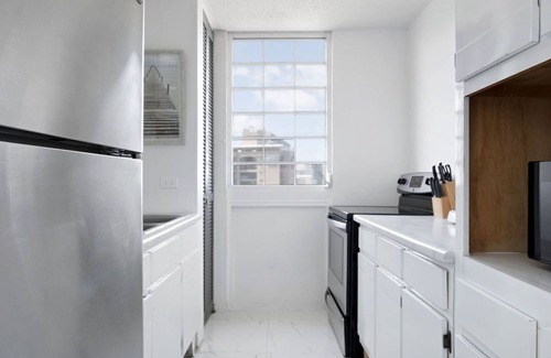 Isla Verde Apartment | Flamenco Beach 2BDR Oceanfr Pool Parking