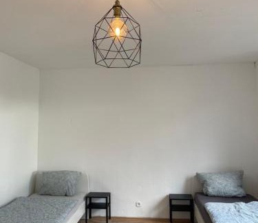 Dueren Apartment | Flamingo 3 - Wohnung in Stadtnähe Düren