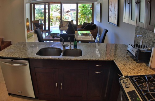 Playa Flamingo Villa | Flamingo Beach Villa - One of Few Renovatd Units- Walk to Beach- Bikes Included