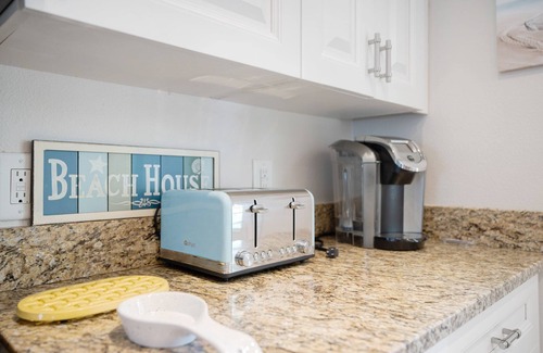 South Sarasota House | Flamingo Cottage: Renovation Sleep 6 Hot tub, Pool
