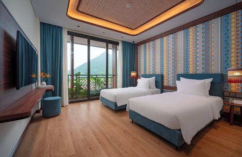Son Duong Hotel | Flamingo Heritage Onsen & Resort