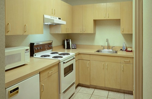 Medicine Hat Hotel | Flamingo Hotel