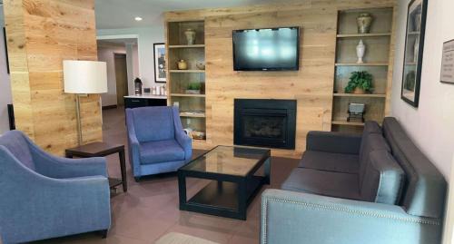 Vero Beach Hotel | Flamingo Inn & Suites Vero Beach I-95