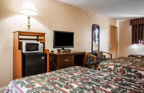 Seaside Heights Hotel | Flamingo Inn