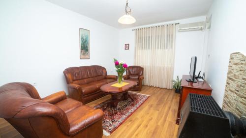 Boljevici House | Flamingo