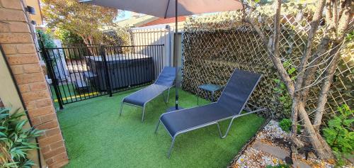 Mildura House | Flamingo Rentals - Modern 2-bed unit with BBQ & SPA ideal for holiday and business travel