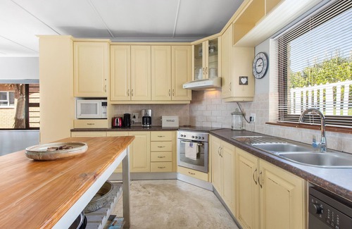 Yzerfontein House | Flamingo Uitsig 17 - Four Bedroom House, Sleeps 8