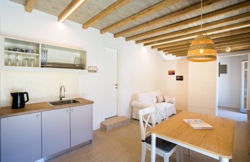 Kamares Villa | Flaros Village