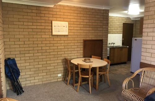 Narooma House | Flat 1-3 Bay Lane