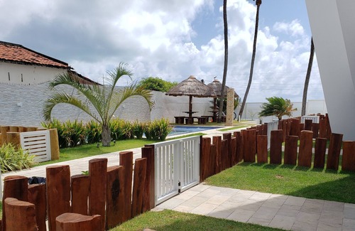 Maria Farinha Ski Chalet | FLAT 101 - Seaside of Maria Farinha Beach - LocarHouse