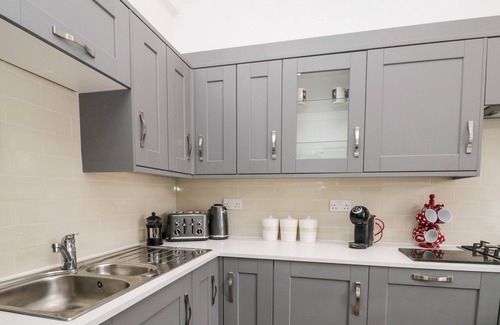 Loftus Cottage | FLAT 3, family friendly, country holiday cottage in Loftus