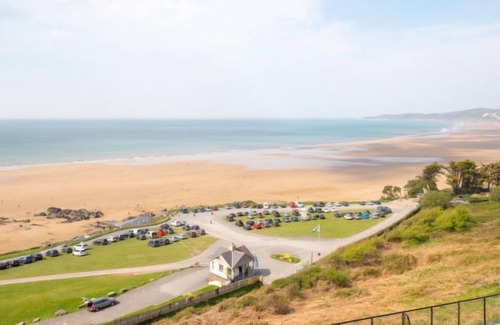 Putsborough Apartment | Flat 30 Clifton Court by Interhome