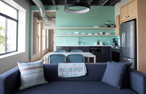 Traverse City Condo | Flat 304 Front and Union