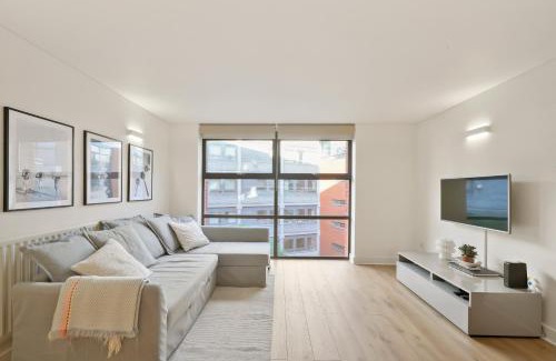 Farringdon Apartment | Flat 315, 33 Birtton Street