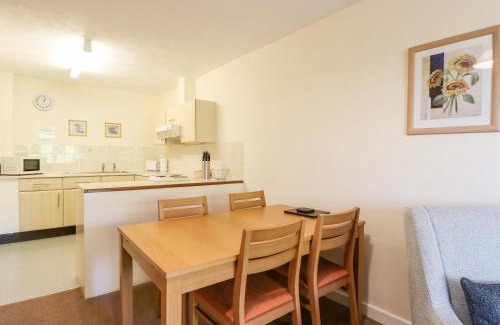 Littlehampton House | Flat 33 - Marine Court