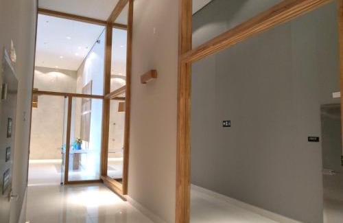 Osasco Apartment | Flat Aconchego, próximo ao centro de Osasco, ar condicionado, academia, piscina, wifi e varanda