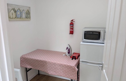 Beaconsfield Apartment | Flat Beaconsfield Bucks UKnw/patio & free parking sleeps 4