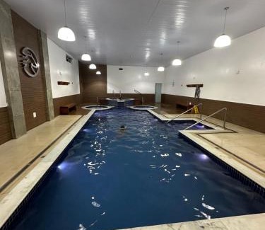 Aguas de Lindoia Hotel | Flat Cavalinho Branco - Ap 136