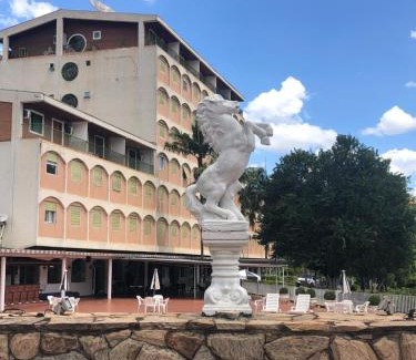 Aguas de Lindoia Hotel | Flat Cavalinho Branco - Ap 136