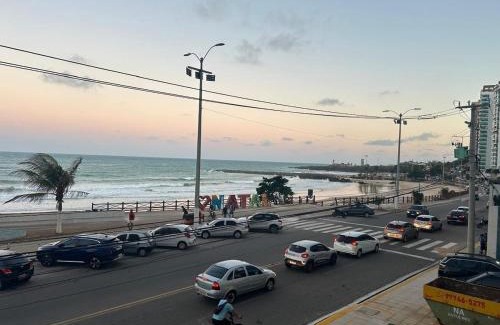 Areia Preta Apartment | Flat de Frente para o Mar