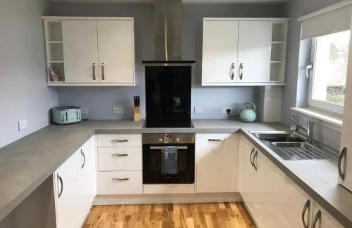 East Kilbride Apartment | Flat Five, 212 Eaglesham Road, East Kilbride, Glasgow