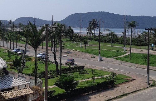 Indaia Apartment | Flat foot in the sand