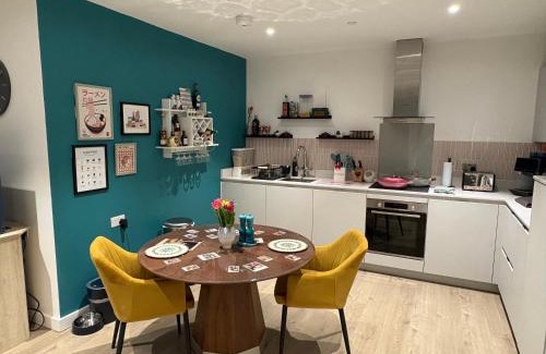 Stratford Apartment | Flat in Hackney Wick