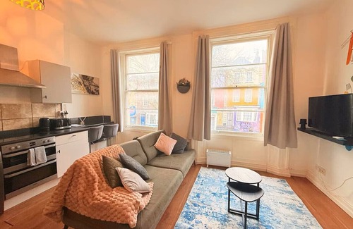 Saint Paul's Apartment | Flat in Stokes Croft