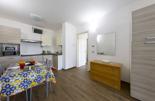 Pantai Apartment | Flat in villa with garden