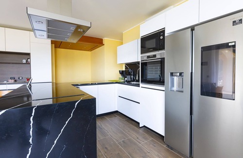 Pantai Apartment | Flat in villa with sea view and private pool