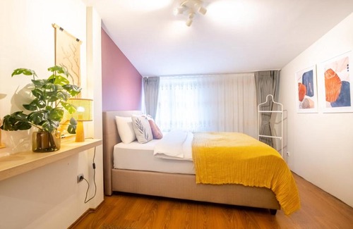 Macka Apartment | Flat near Trendy Attractions in Nisantasi