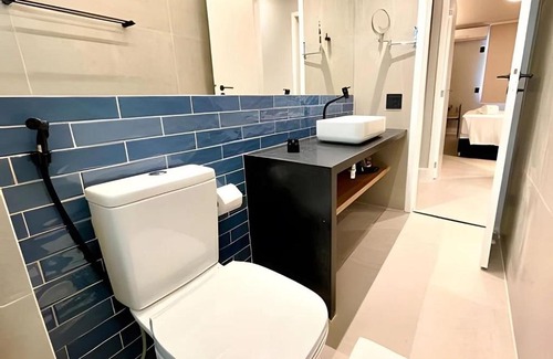 Ipanema Apartment | Flat novo e reformado ao lado da praia de Ipanema!