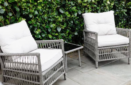 Rosudgeon Apartment | Flat/private garden, coastal walking
