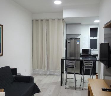 Barro Vermelho Apartment | Flat quarto e sala completo