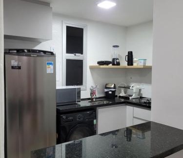 Barro Vermelho Apartment | Flat quarto e sala completo