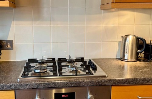 Chelmsford Apartment | Flat w/garden on Pitshanger Lane