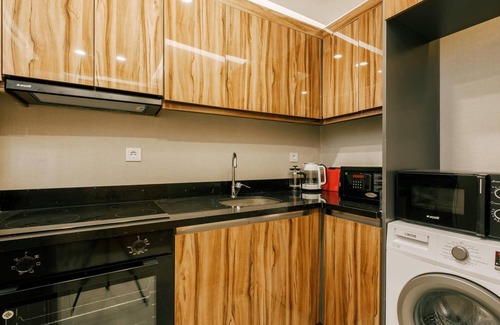 Yakuplu Apartment | Flat w Jacuzzi, 8 min to Torium Mall in Beylikduzu