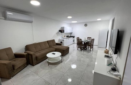 Netanya Apartment | Flat with a balcony in a center2