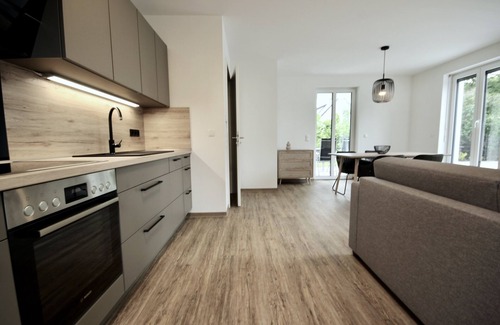 Burg Apartment | Flat with bedroom, kitchen and terrace