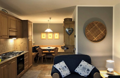 Andalo Apartment | Flat with Brenta Dolomites view