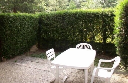 Menthon-Saint-Bernard Apartment | Flat with garden, lake of annecy