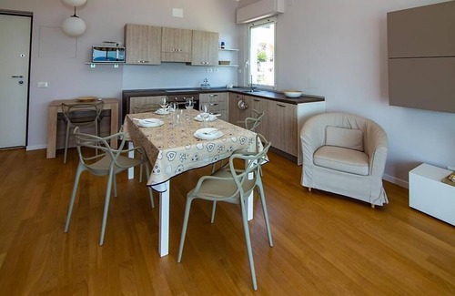 San Lorenzo al Mare Apartment | Flat with parking and lovely seaview terrace | V03