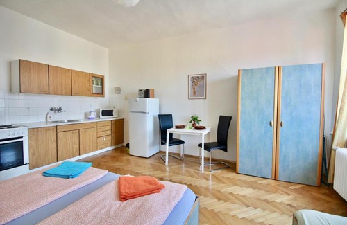 Nusle Apartment | Flatel for 3 in Nusle