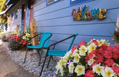 Woods Bay Hotel | Flathead Lake Resort