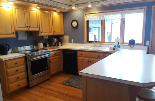 Lakeside House | Flathead Lakefront, Private Dock, Close to Ski Resorts and Glacier National Park
