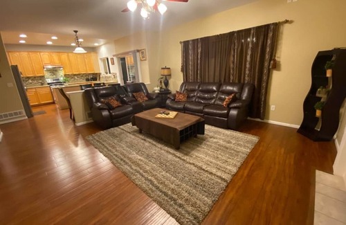 Superior House | Flatirons view 4 Bedroom house in Superior