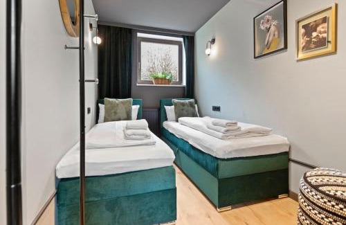 Trudering-Riem Apartment | Flatista Homes - Jungle House