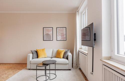 Duisburg City Center Apartment | Flats 4 You, Moderne City Wohnung Nähe HBF, DÜ-Messe 20 Min, Netflix, Küche